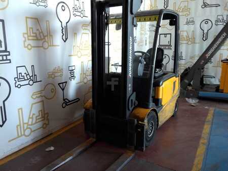 Autres - Jungheinrich EFG 425K (5)