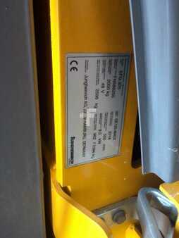 4-wiel elektrische heftrucks 2018  Jungheinrich EFG 320 (3)