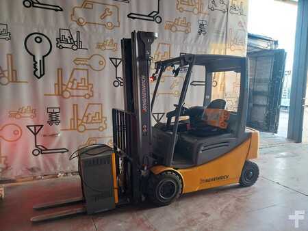 4-wiel elektrische heftrucks 2019  Jungheinrich EFG 320 (6)