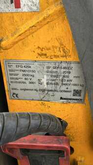 4-wiel elektrische heftrucks 2019  Jungheinrich EFG 425K (3)