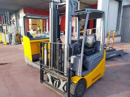 4-wiel elektrische heftrucks 2019  Jungheinrich EFG213 (5)