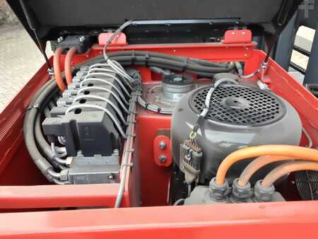 Fyrvägstruck 2018  Votex-Bison Allround 5004 (9)