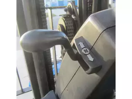 El truck - 3 hjulet 2006  Hyster J1.60 XMT, elek, triplex, side shift, accu 2024 (10)