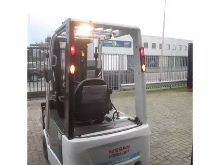 El Truck - 3-hjul 2015  Nissan Heftruck L16Q, elek., triplex, side shift, vorkverstelling. (14)
