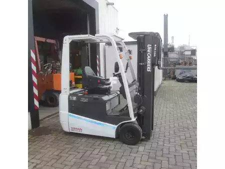El Truck - 3-hjul 2015  Nissan Heftruck L16Q, elek., triplex, side shift, vorkverstelling. (2)
