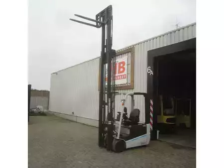 El Truck - 3-hjul 2015  Nissan Heftruck L16Q, elek., triplex, side shift, vorkverstelling. (6)