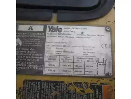 LPG VZV 2005  Yale Heftruck GLP16, LPG-gas, triplex, side shift, container mast. (11)