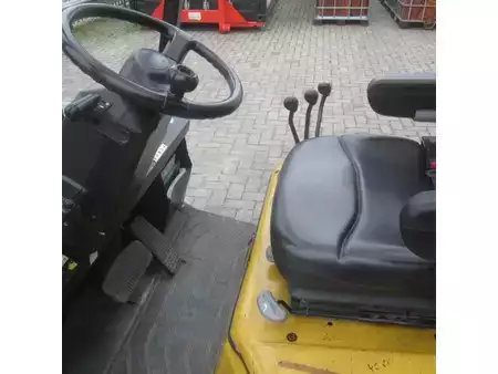 LPG VZV 2005  Yale Heftruck GLP16, LPG-gas, triplex, side shift, container mast. (12)