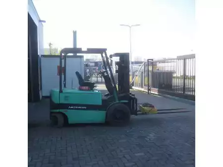 Elektrisk- 4 hjul 2007  Mitsubishi FB30K, elek., triplex, side shift, HH 4.70 mtr. (2)