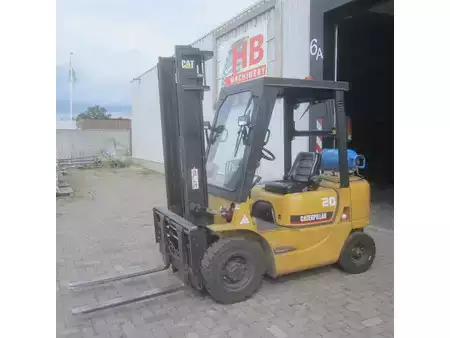 Chariots élévateurs GPL 2002  CAT Lift Trucks GP20K, LPG-gas, duplo, side shift, vorkverstelling. (1)
