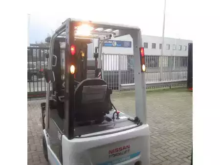 Elektromos 3 kerekű 2015  Nissan Heftruck L16Q, elek., triplex, side shift, vorkverstelling. (14)