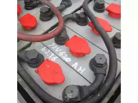 Elektromos 4 kerekű 2007  Nichiyu Heftruck FPC25PN, elek., triplex, side shift, hydro vorkverstelling. (9)