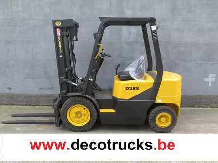 Diesel heftrucks 2000  Daewoo FD25 S3 (1)