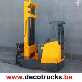 4-kierunkowe Reach Trucki 2014  Jungheinrich ETVQ30 (1)