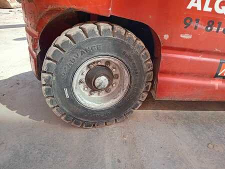 Manitou CD25P