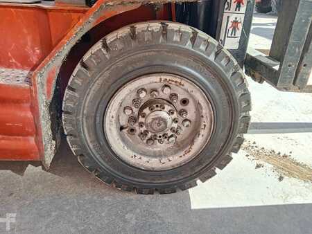 Manitou CD25P