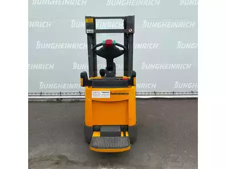 VZV s plošinou pro řidiče 2017  Jungheinrich ERC 214z 4300DZ (3)