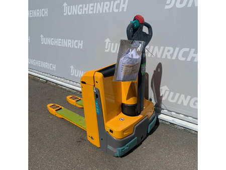 Nízkozdvižný vozík 2023  Jungheinrich EJE 114 1150mm (8)