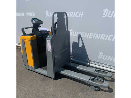 Vertikální vychystávací vozík 2017  Jungheinrich ECE 220 1150mm (7)