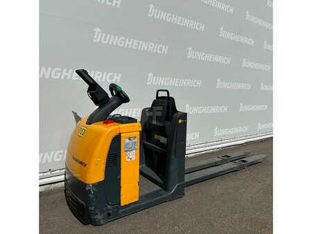 Jungheinrich ECE 225 2400mm