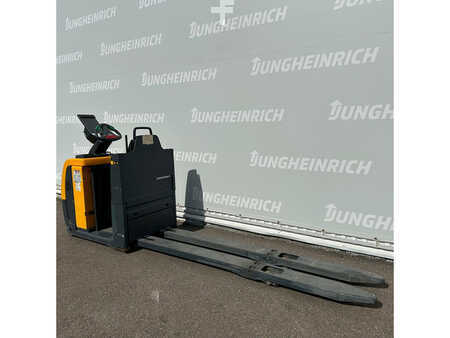 Vertikal-Kommissionierer 2014  Jungheinrich ECE 225 2400mm (5)