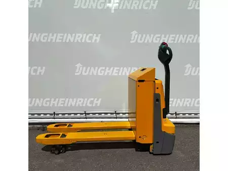 Nízkozdvižný vozík 2021  Jungheinrich EJE 116 1150mm (2)