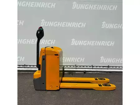 Nízkozdvižný vozík 2022  Jungheinrich EJE 116 1150mm (1)
