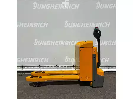 Nízkozdvižný vozík 2022  Jungheinrich EJE 116 1150mm (2)