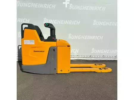 Transpallet elettrici 2017  Jungheinrich ERE 225 (1)