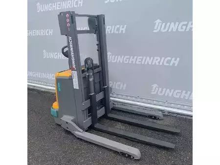 Stoccatori 2023  Jungheinrich EJC 212b 2500 ZZ 1150mm (1)