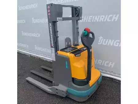 Stoccatori 2023  Jungheinrich EJC 212b 2500 ZZ 1150mm (5)
