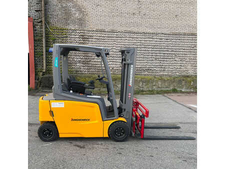 Elektro čtyřkolový VZV 2025  Jungheinrich EFG 320 ZT 3000 mm (2)