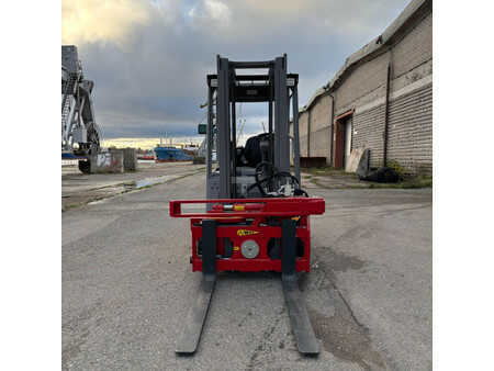 Elektro čtyřkolový VZV 2025  Jungheinrich EFG 320 ZT 3000 mm (3)