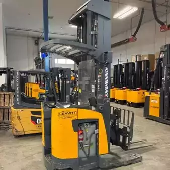 Turret Truck 2015  Jungheinrich ETR345A (1)