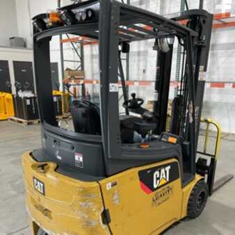 Elektromos 4 kerekű 2016  CAT Lift Trucks 2ET4000 (2)