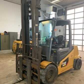 4 Wheels 2018  CAT Lift Trucks 2EP11000 (2)