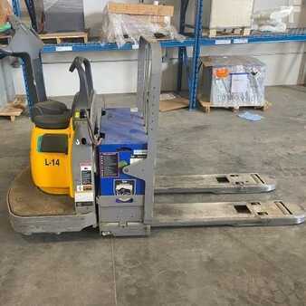 Electric Pallet Jacks - Jungheinrich ECR336A (1)