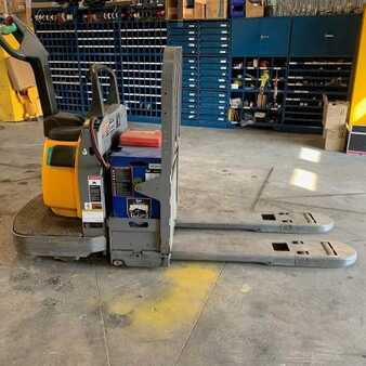 Electric Pallet Jacks - Jungheinrich ECR336A (1)