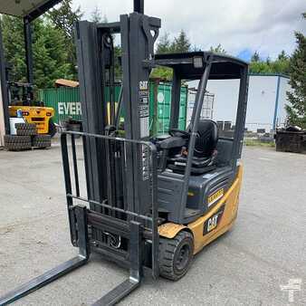 Elektro čtyřkolový VZV 2019  CAT Lift Trucks 2ETC3500 (1)