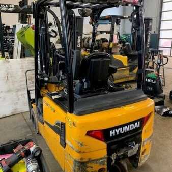 4 Wheels 2021  Hyundai 20BT-9U (4)