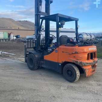 Propane Forklifts 2008  Daewoo G45S-2 (1)