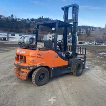 Propane Forklifts 2008  Daewoo G45S-2 (2)