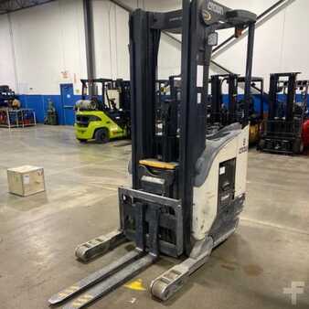 Carretilla pasillo estrecho 2019  Crown RR5715-40 (1)