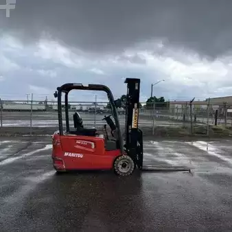 Montacargas Eléctrico (4 ruedas) 2022  Manitou ME320 (1)