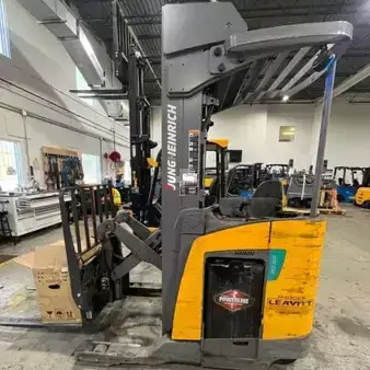 Turret Truck 2021  Jungheinrich ETR230A (1)