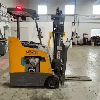 4-Wheel Electric  Jungheinrich ETG216 (1)