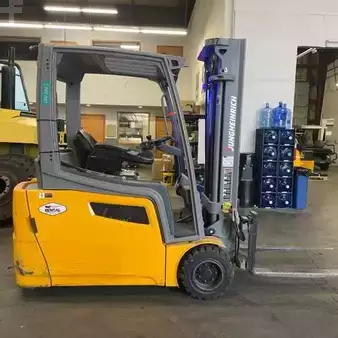 4-Wheel Electric 2020  Jungheinrich EFG 220 (1)