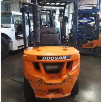 Doosan D25S-7