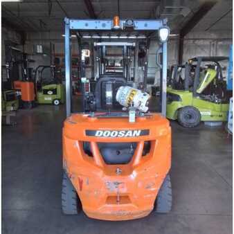 Doosan G25N-7