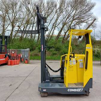 Carretilla retráctil de 4 vías 2019  Combilift MR (17)
